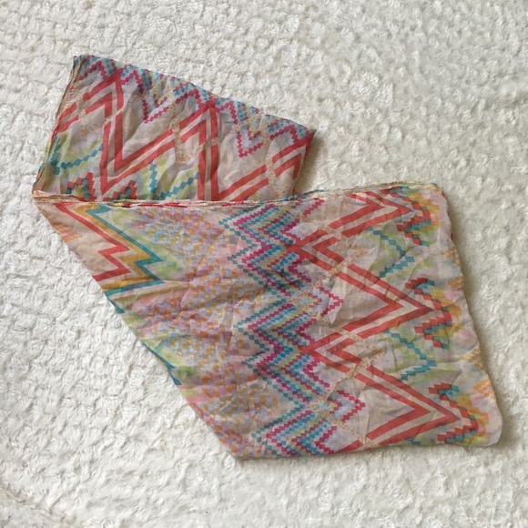 Zig Zag Aztec Chevron Rainbow Print Infinity Scarf - Picture 4 of 8